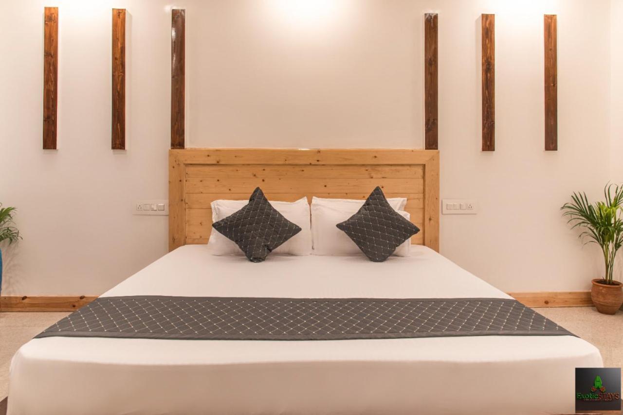 The Hillside Inn Kasauli By Exotic Stays Extérieur photo
