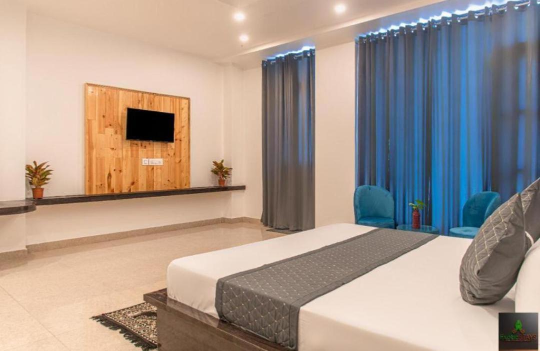 The Hillside Inn Kasauli By Exotic Stays Extérieur photo