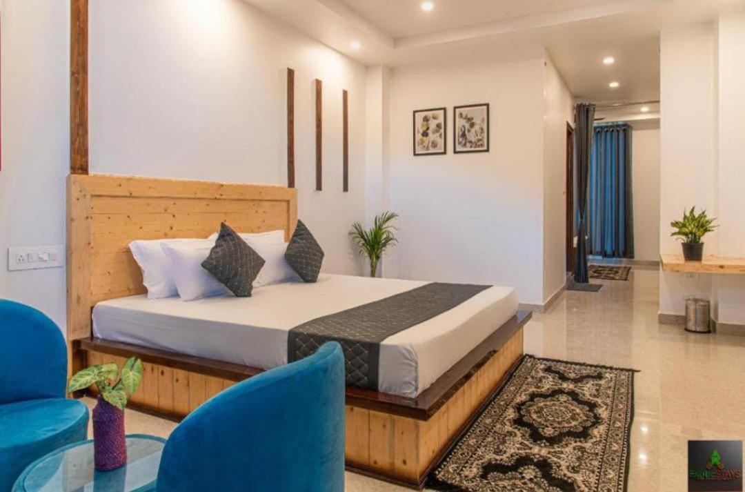 The Hillside Inn Kasauli By Exotic Stays Extérieur photo